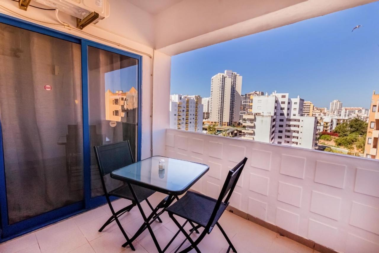 Apartment In Praia Da Rocha With A-C, Terrace In Portimão Exterior foto
